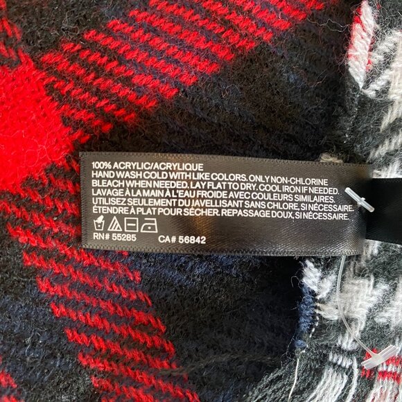 ππ HOST PICK ππ Express Reversible Houndstooth and Plaid Blanket Scarf - Picture 5 of 6